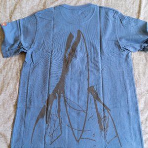 Uniqlo x Futura shirt